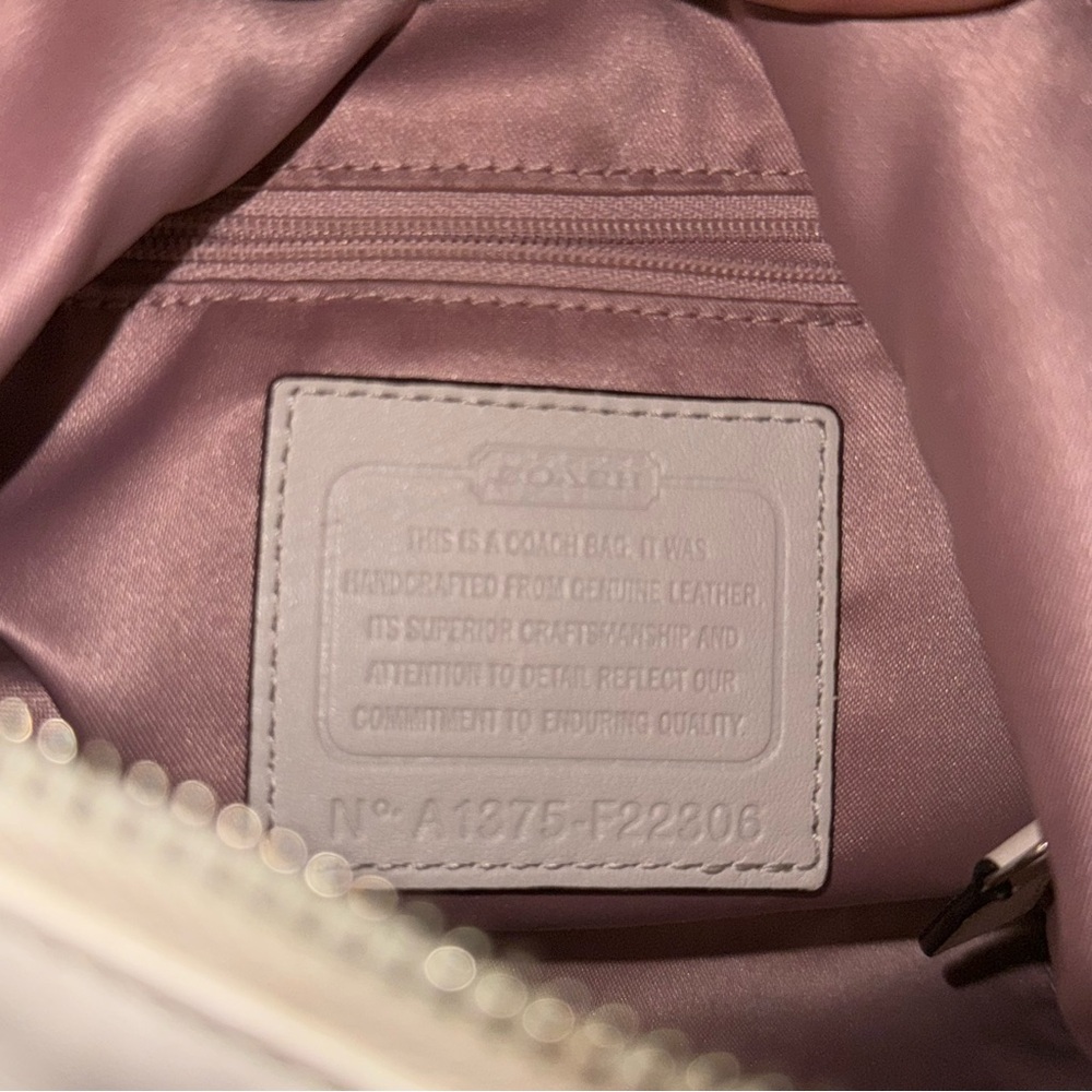 Coach White Leather Shoulder Bag - Picture 9 of 11